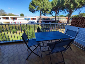 Studio Cabine Rénové, Terrasse et Parking, à 500m de la Plage - FR-1-776-61
